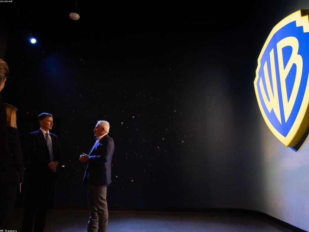 ព័ត៌មាន និង ការវិនិយោគ: ការយល់ដឹងខាងសេដ្ឋកិច្ច