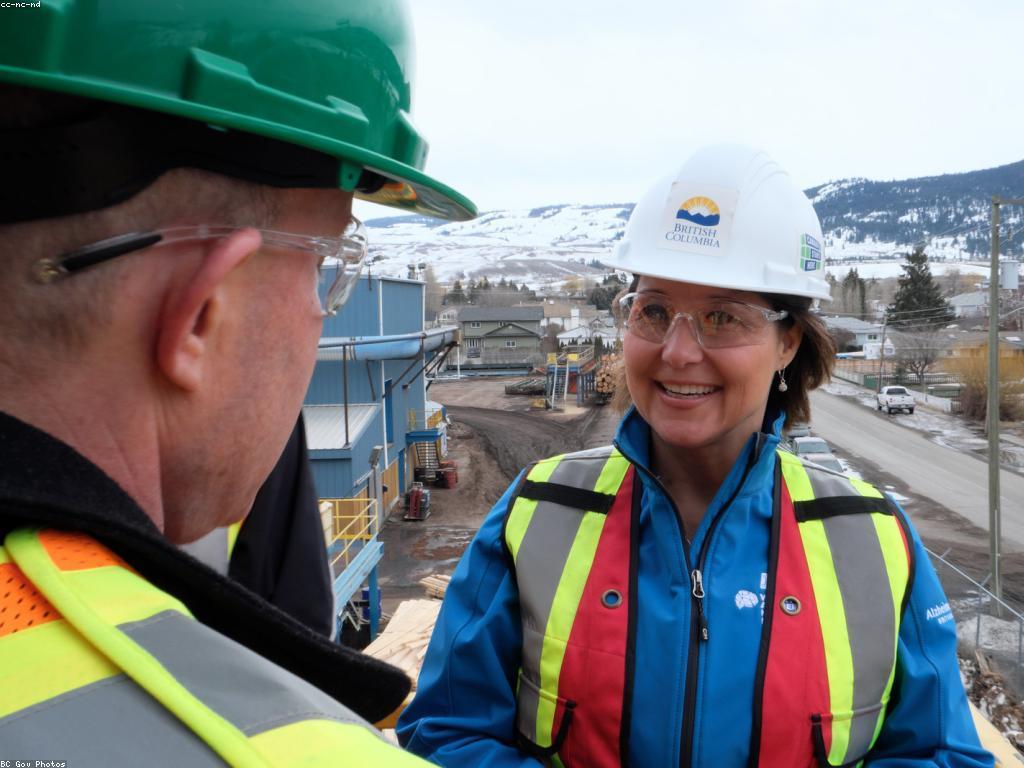 យុទ្ធសាស្ត្រ: ការបង្កើតនិងអភិវឌ្ឍន៍សមត្ថភាព